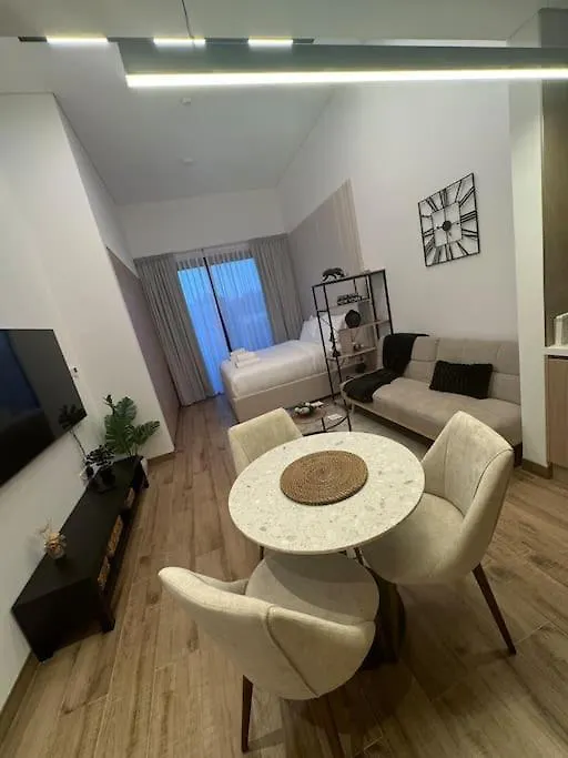 Luxury Studio Apartment In Jvc, Oakley Square Residences Dubai 0*,